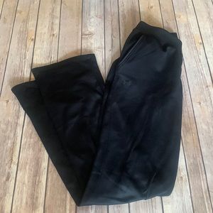 Black Under Armour sweatpants